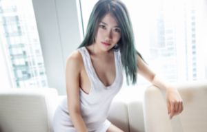 八角亭谜雾在线高清免费观看