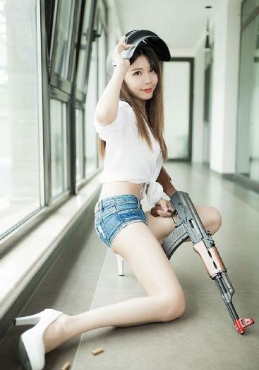 金瓶少女
